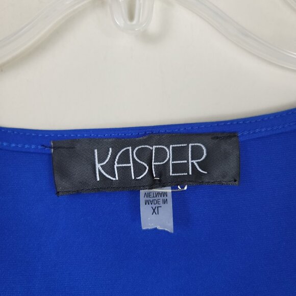 Kasper Sleeveless Pleated Scoop Neck Blouse - Picture 6 of 8
